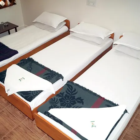 Sri Kumara Lodge